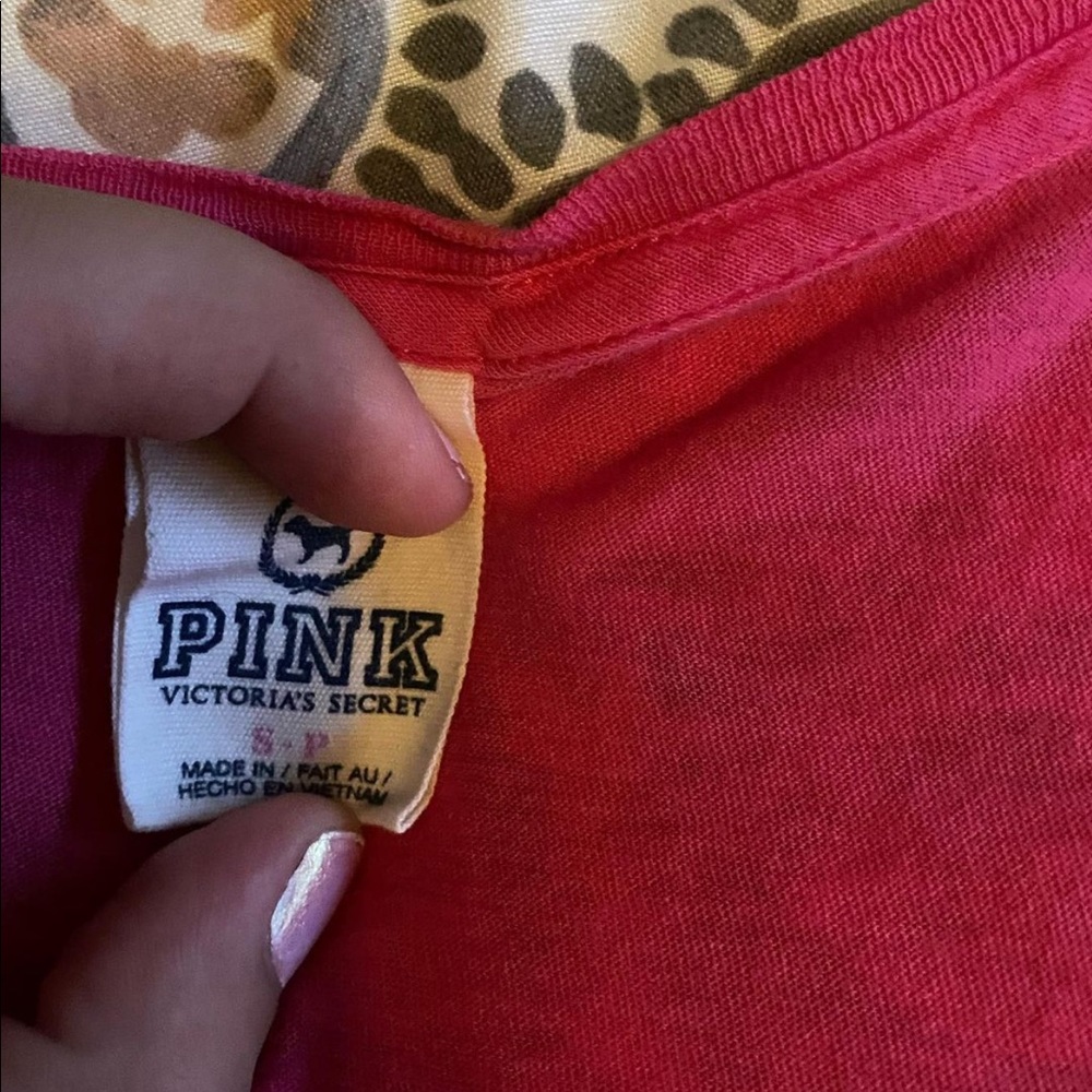Victoria’s secret pink tee